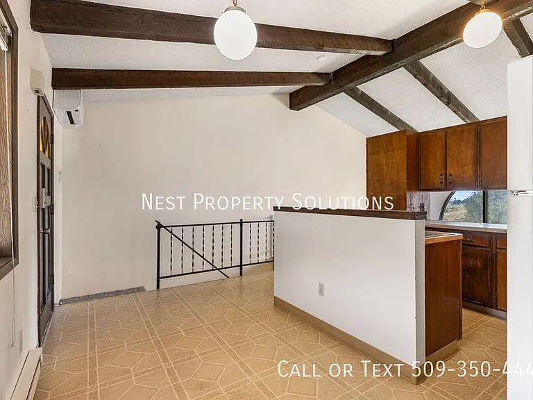 101 Wildflower St NE #3 — Photo 6