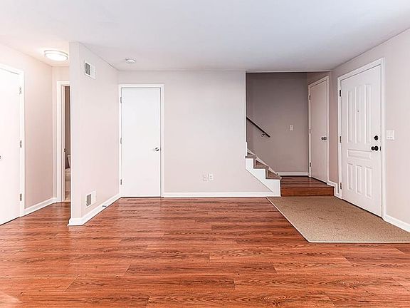 5th image of 52 Kristee Cir Unit 52