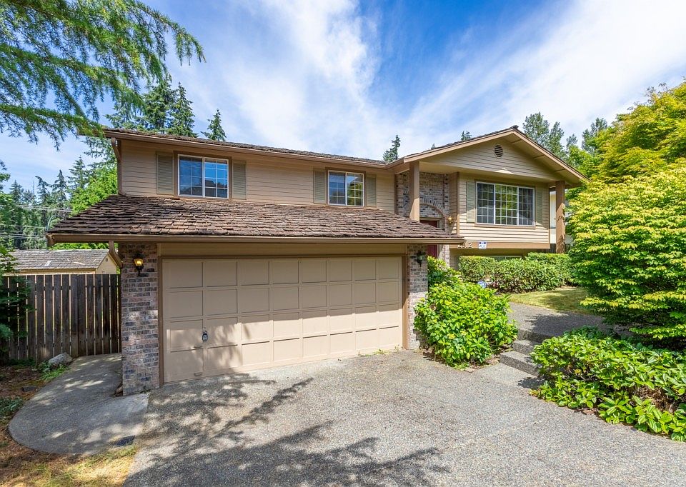 1st image of 2812 31st St SE