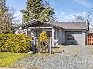 749 Phillips St, Parksville, BC V9P 1A7
