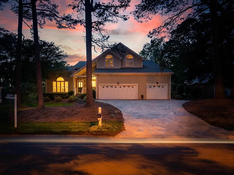 8845 Wildwood Links — Photo 2