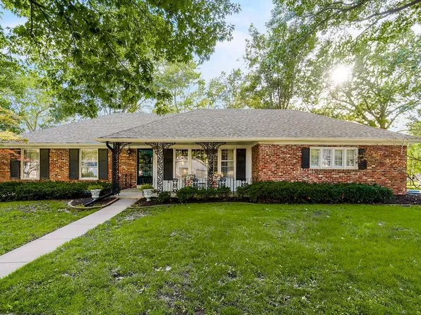 9100 Westbrooke Dr, Overland Park, KS 66214