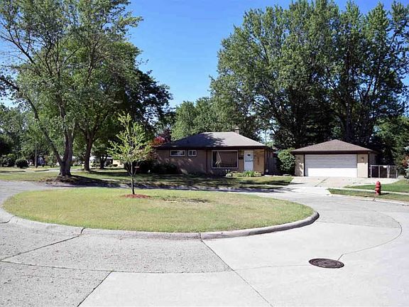 2nd image of 36790 Angeline Cir