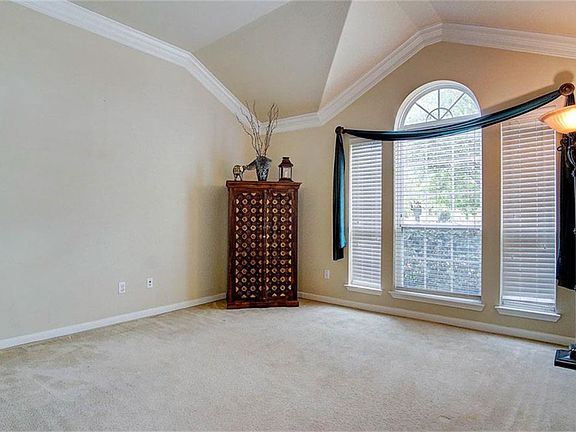 4th image of 18042 E Williams Bend Dr