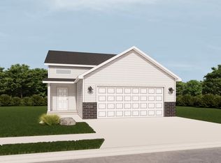 6737 32nd St S, Fargo, ND 58104