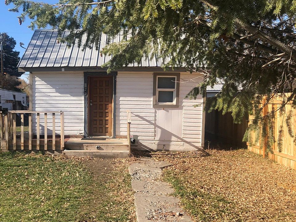 2nd image of 733 California St