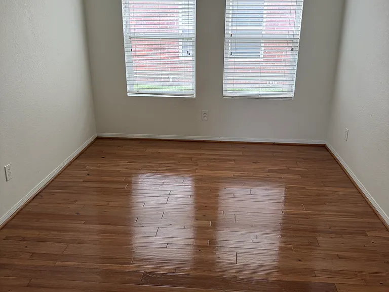 8715 Leadore Dr — Photo 15