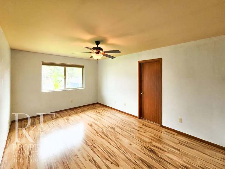 2724 Massachusetts Pl E — Photo 13