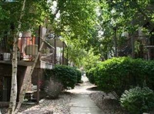 1916 Hackberry Rd, Bloomington, IL 61704