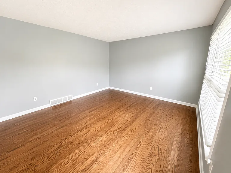 5103 Mediterranean Ct — Photo 5