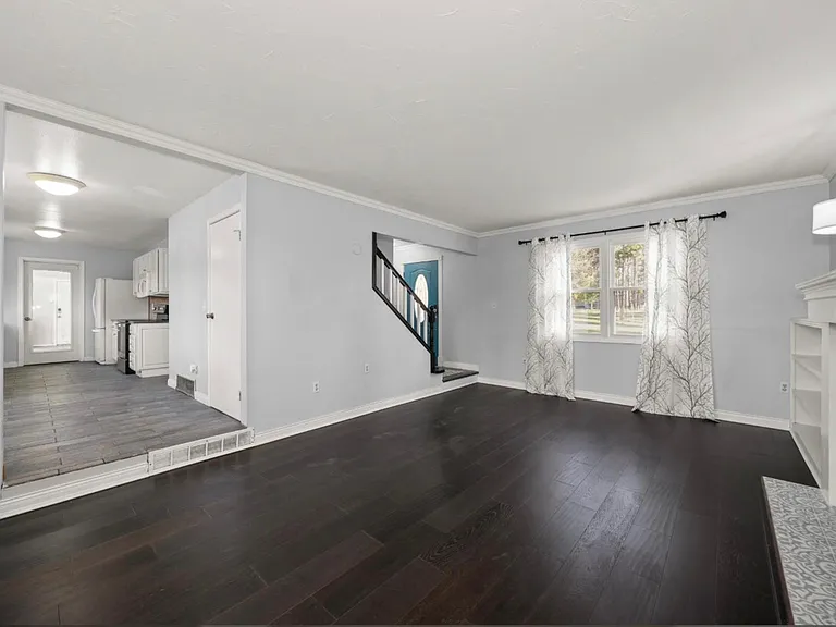 21910 W Bannock Ave — Photo 16