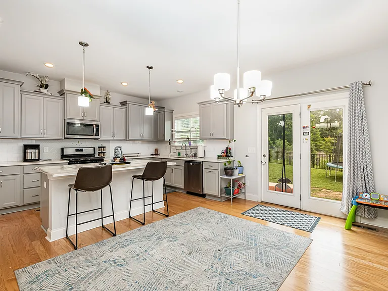 1908 Zack Rd — Photo 10