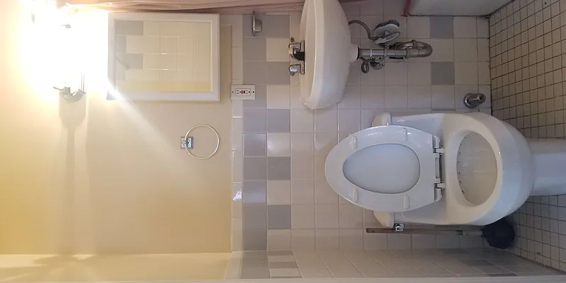 Rented by Paragon Real Estate Corporation | media 4