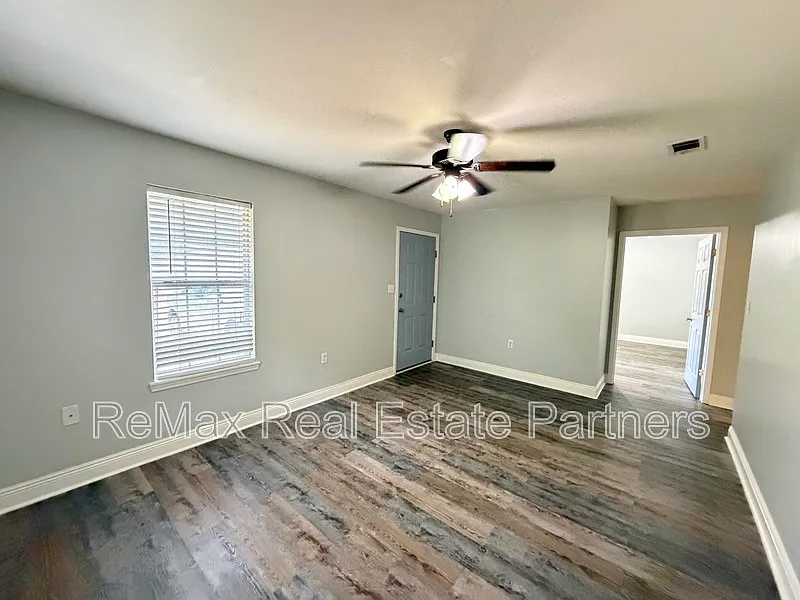 2 bed, 2.0 bath, 1013 sqft, $975 — Photo 3