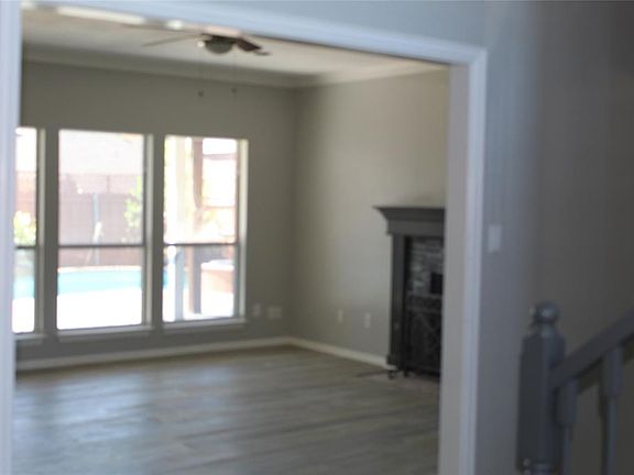 4th image of 4668 Thanksgiving Ln
