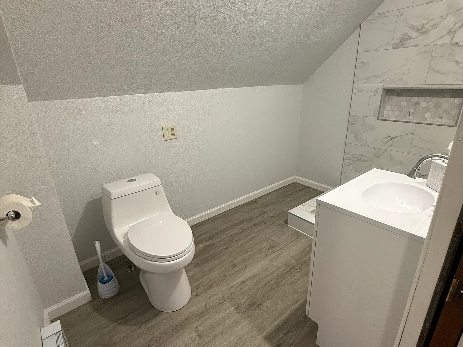 4 bed, 1500 sqft, $1,900 — Photo 3
