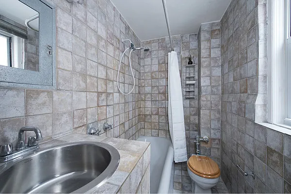 Rented by Stribling | media 8