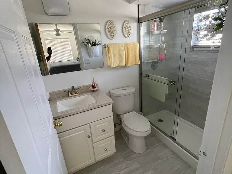408 Banana Cay Dr #D — Photo 11