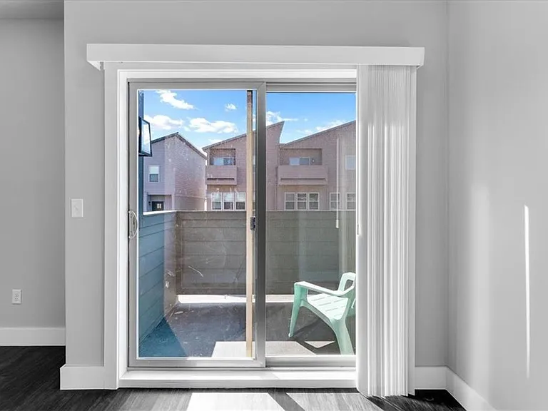 2164 Million Ln — Photo 12