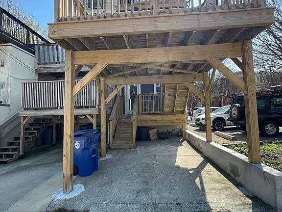 parking pad and oversized deck off kitchen