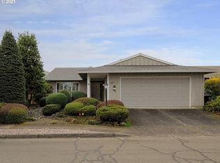 15495 SW Alderbrook Dr, Tigard, OR 97224