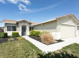 1045 Elmer Dr, Arbuckle, CA 95912