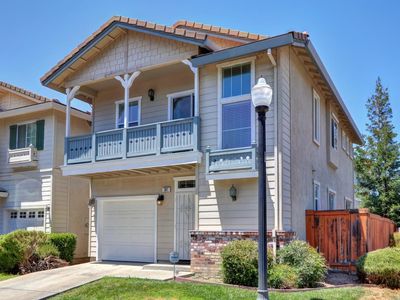 361 Penhow Cir, Sacramento, CA, 95834