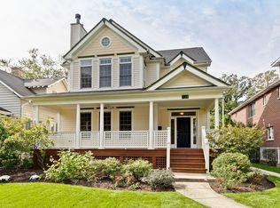 735 Prairie Ave, Wilmette, IL