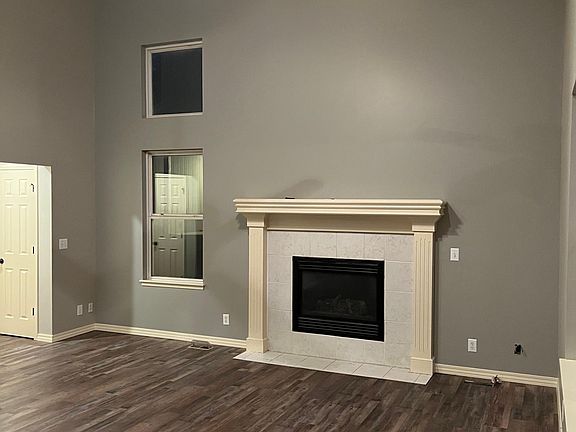 2nd image of 7720 W 148th St