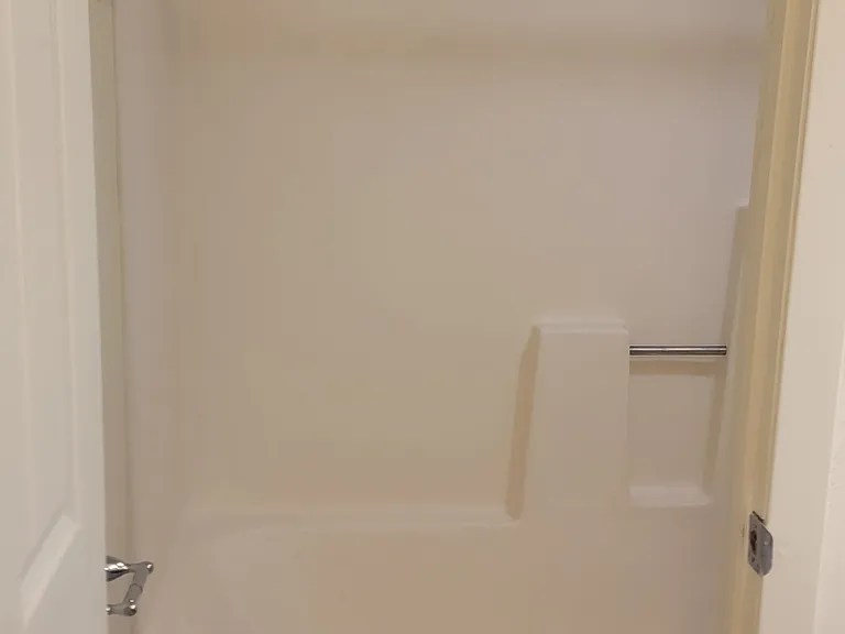 Covewood Village Apartments — Photo 15