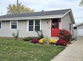 4925 Pershing Blvd, Kenosha, WI 53144