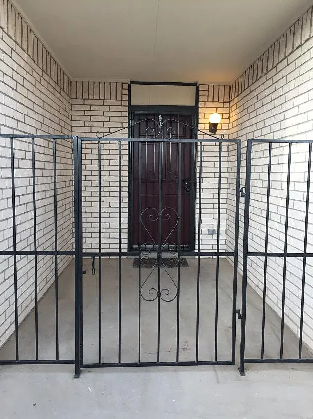 2 bed, 1309 sqft, $1,400 — Photo 2