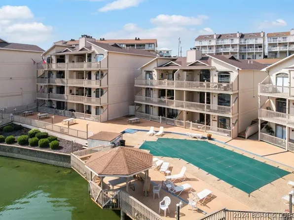 46 Aqua Fin Dr #2B, Lake Ozark, MO 65049
