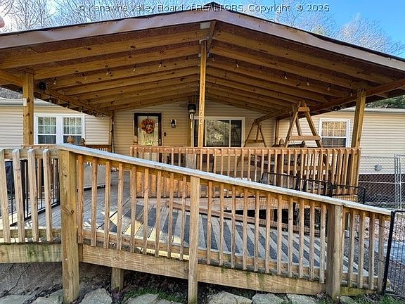 2nd image of 122 Terrace Ln