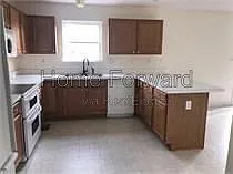 4 bed, 2.5 bath, 1961 sqft, $1,950 — Photo 4