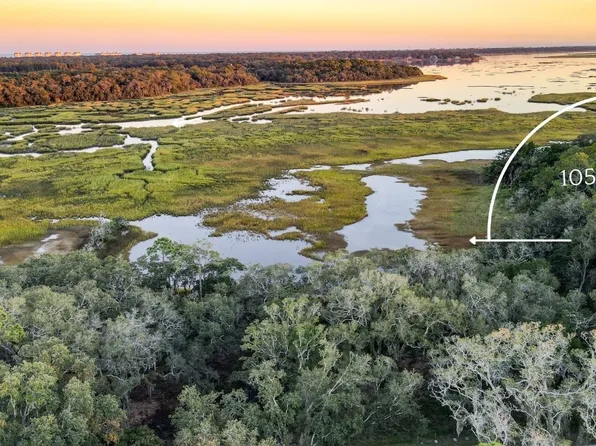 156 Crane Island Dr, Fernandina Beach, FL 32034