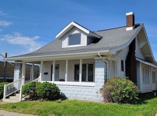 107 NE 2nd St, Washington, IN 47501