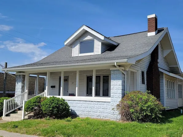 107 NE 2nd St, Washington, IN 47501