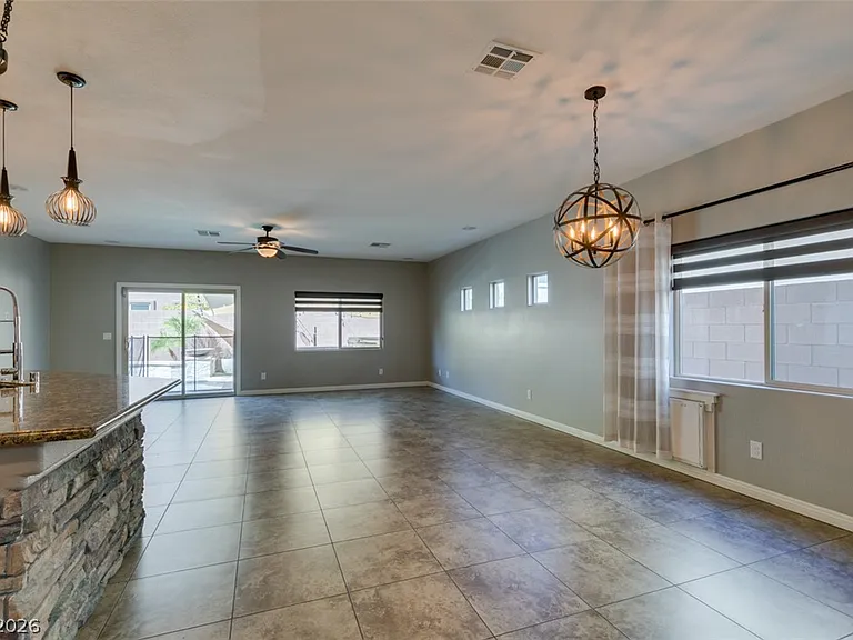 9114 Mastodon Ave — Photo 5