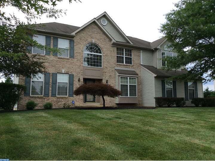 1st image of 213 Cornwell Dr