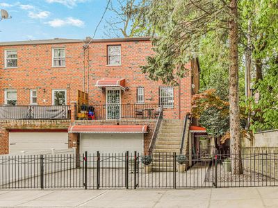 246 W 256th Street, Bronx, NY, 10471