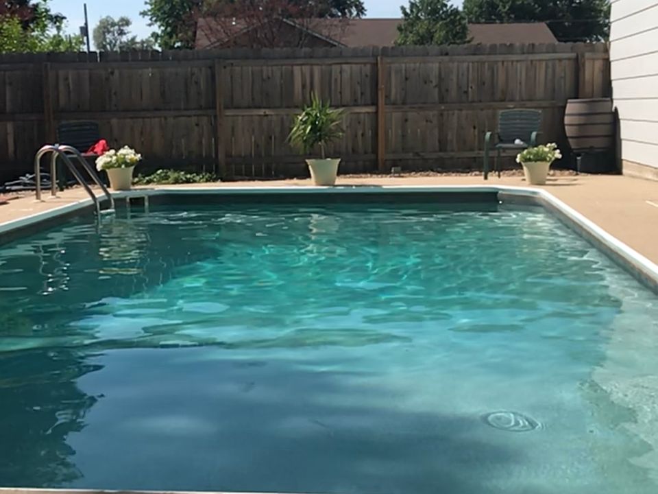 Salt water pool