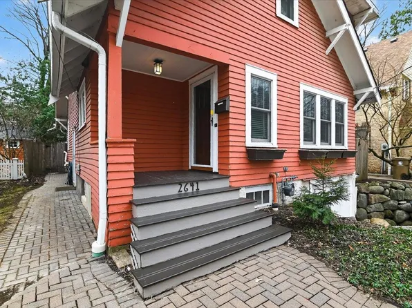 2641 Chamberlain Ave, Madison, WI 53705