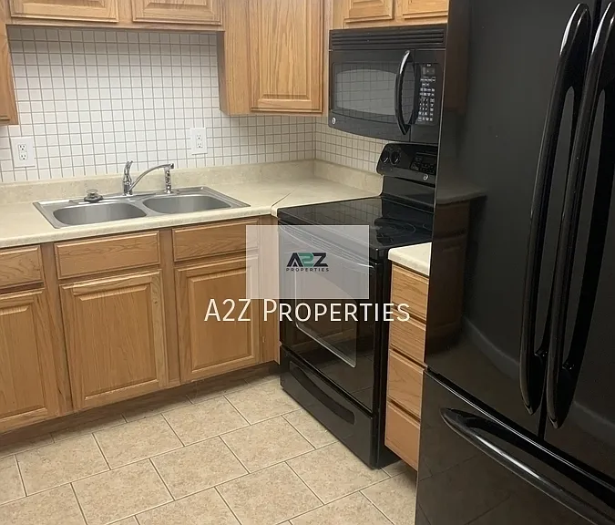 3065 Bannock Dr — Photo 2