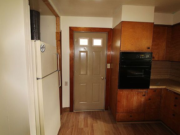 4th image of 3462 Kearney Rd