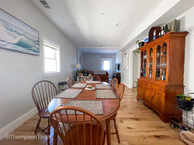 1114 Saratoga St #2 — Photo 8