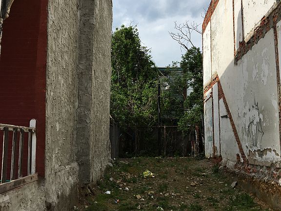 2nd image of 4906 E Naomi St