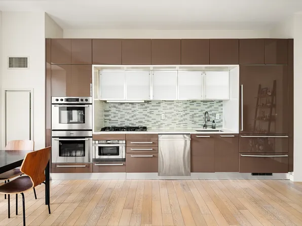 75 Wall Street image 4 of 20