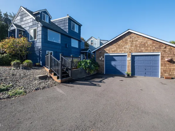2513 NW Mast Ave, Lincoln City, OR 97367