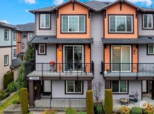 15646 NE 102nd Way #102, Redmond, WA
